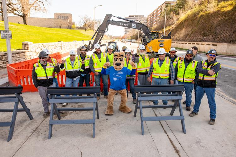 kc_streetcar_celebration_roo_with_construction_team.jpeg